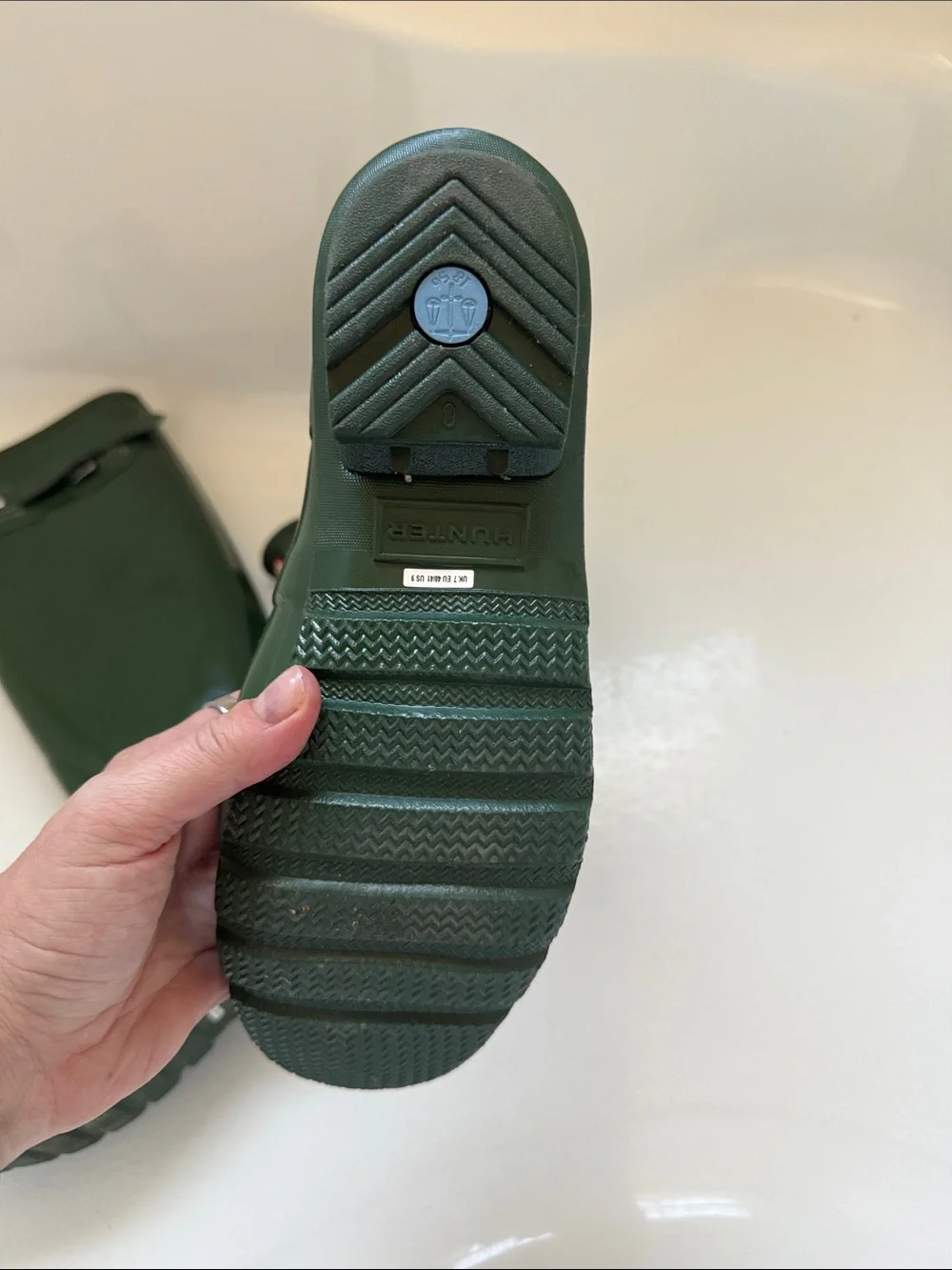 NEVER WORN Hunter Glossy Forest Green Tall Rubber Rain Boots